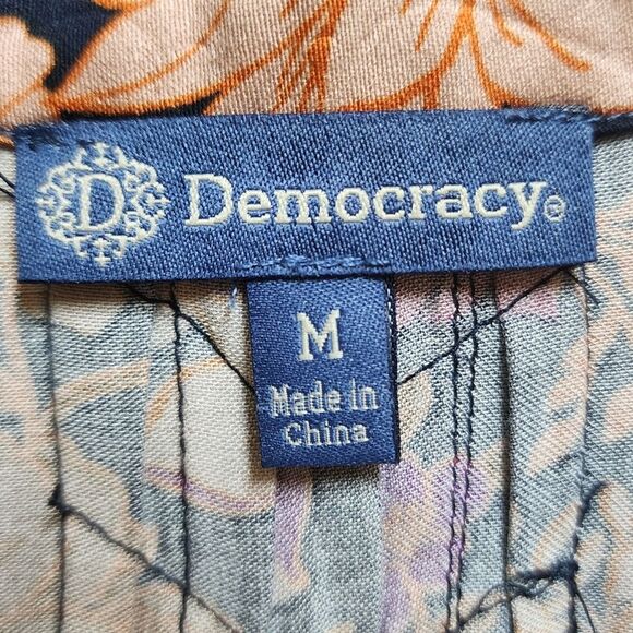 Democracy Top Womens M Purple Dark Floral Viscose Button Up Pleated 3/4 Sleeve - Picture 11 of 13